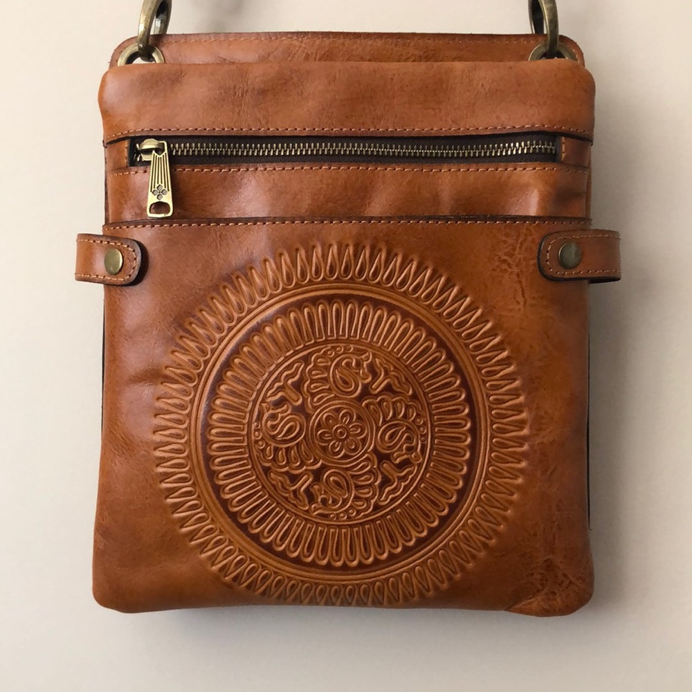 Patricia Nash crossbody leather handbag